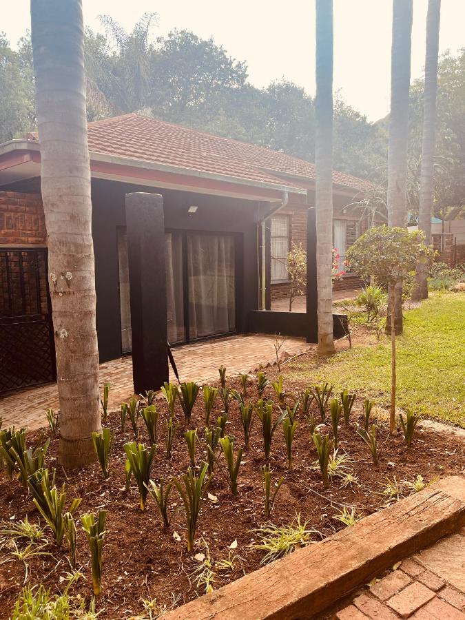 The Hart House Bed & Breakfast Hartbeespoort Exterior photo